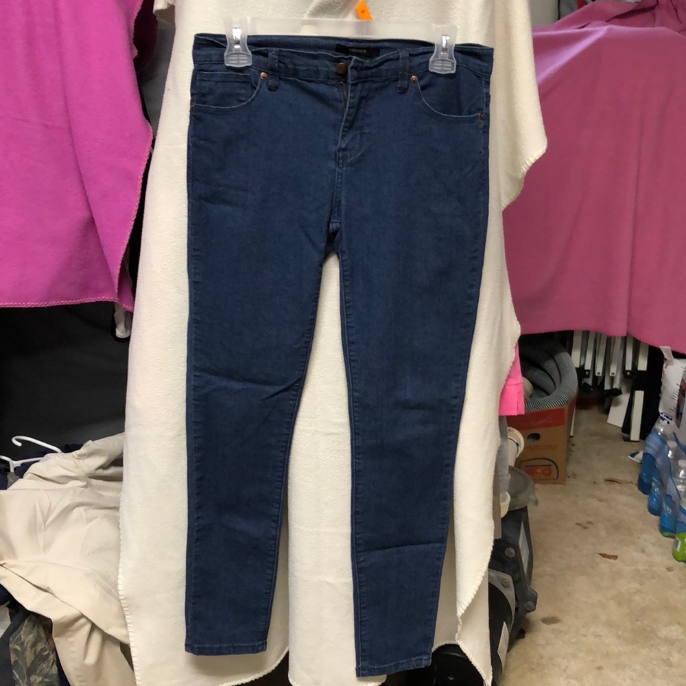 Jeans size 28 Forever 21